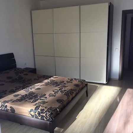 Evia In Silver Beach شقة