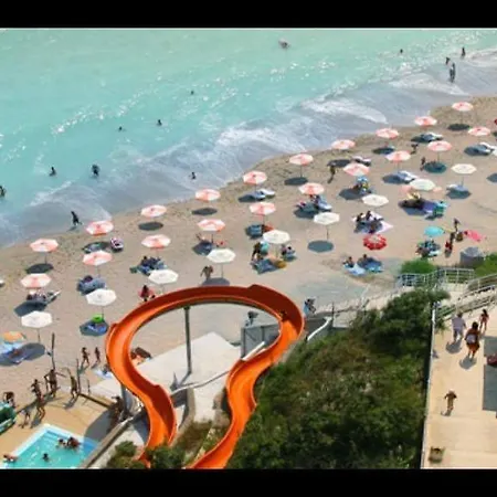 Evia In Silver Beach Apartment *